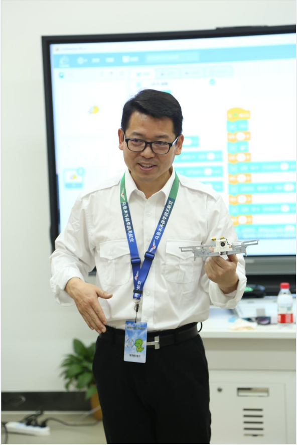 新疆无人机培训：无人机执照考多久能拿证！