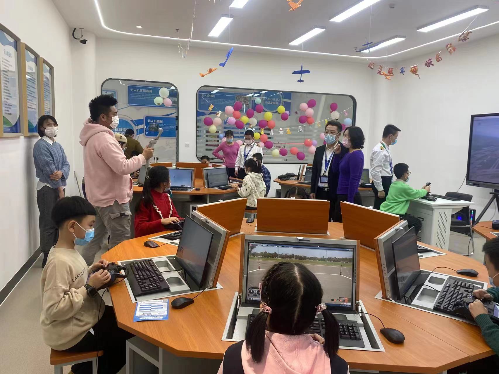 青少年无人机培训到底学哪些知识？