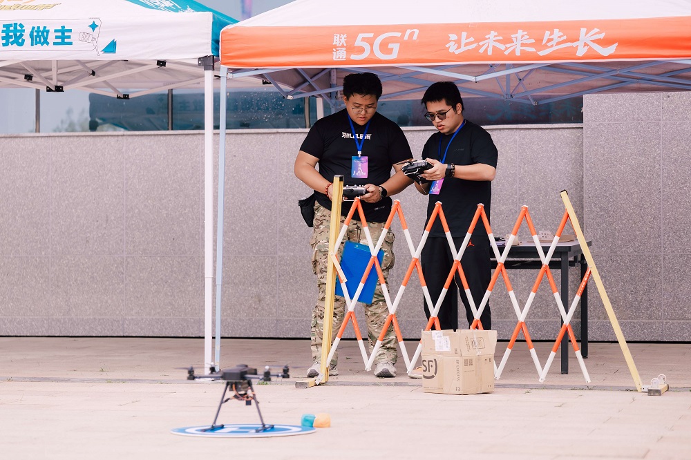 新疆哪里可以学无人机——选择保华润天航空无人机培训公司