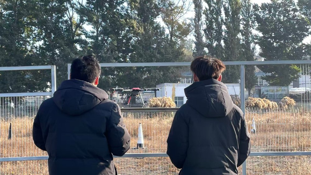 学会为止：新疆保华润天无人机培训承诺包教包会