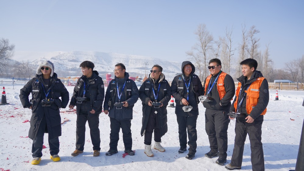 想学无人机?新疆保华润天航空,从零基础到持证上岗