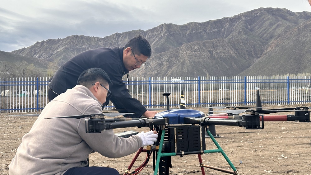 新疆无人机培训，保华润天周末班+线上课，灵活适配